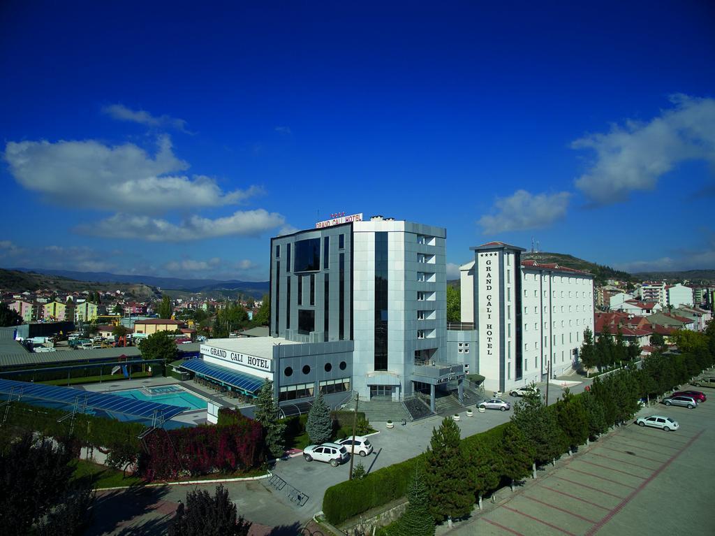 Grand Cali Hotel Bozuyuk ภายนอก รูปภาพ